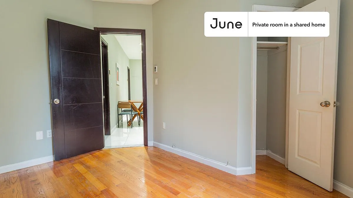 Full bedroom in 4 bed/1.5 bath home in Upper West Side #1580 D — Photo 2