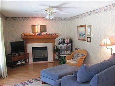 4th image of 1104 Asherbrand Dr