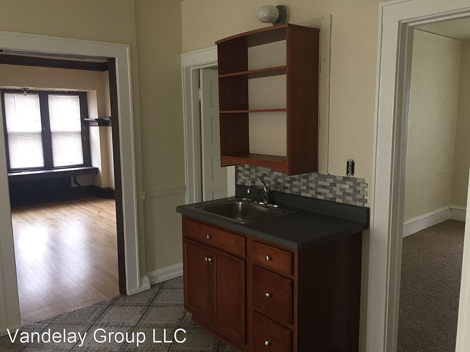 1st image of 813 E Locust St #6038710