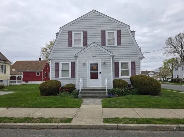 124 Felton St, New Bedford, MA 02745