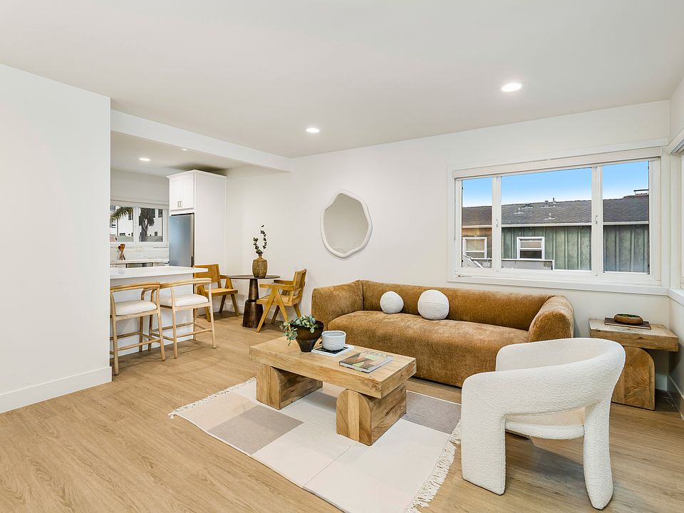 Unit 10 - Living Room