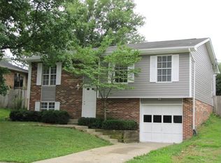 2916 Cedarcrest Dr, Lexington, KY 40517