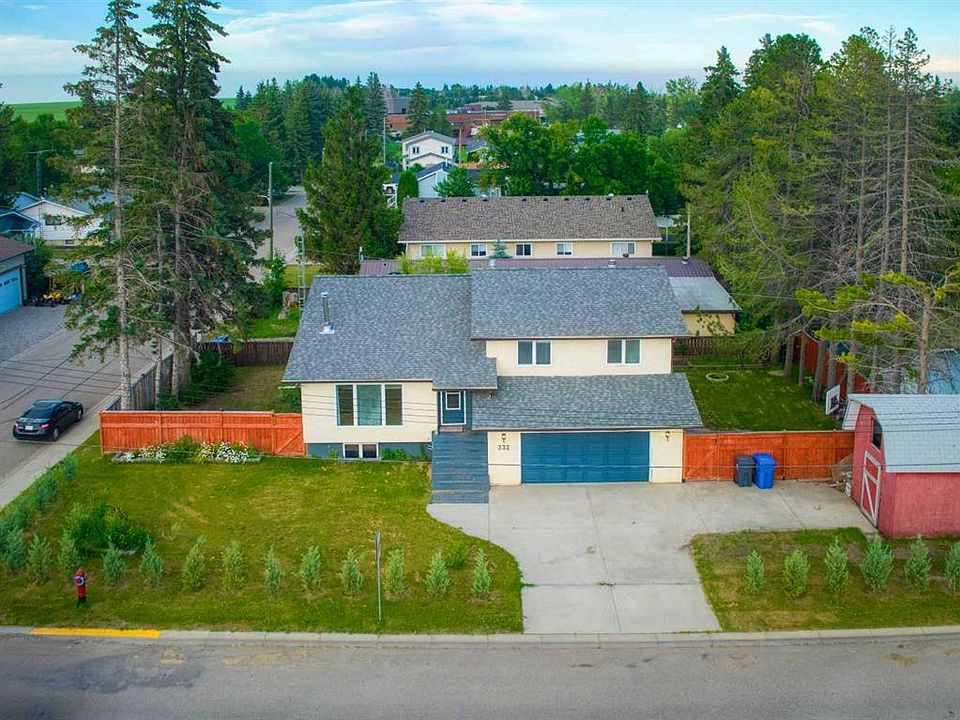 1st image of 332 11th Ave E
