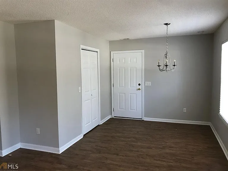 104 Harden Rd — Photo 6