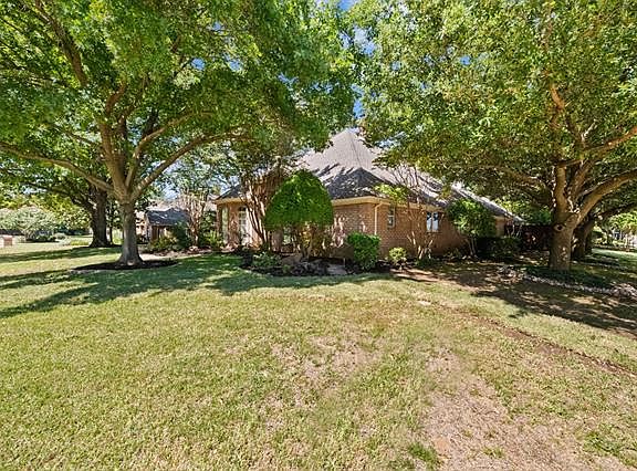 4th image of 2306 Arbor Trl