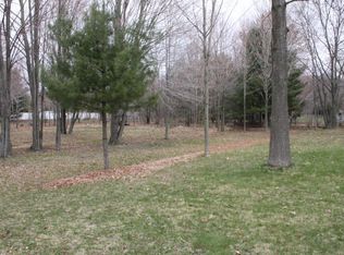 472 W Hile Rd, Norton Shores, MI 49441