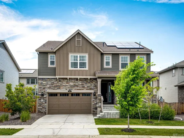 985 S Elk Way, Aurora, CO 80018