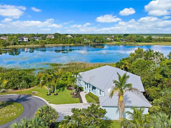 1109 NE Bayside Pl, Jensen Beach, FL 34957