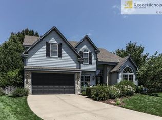 15305 S Hallet St, Olathe, KS 66062