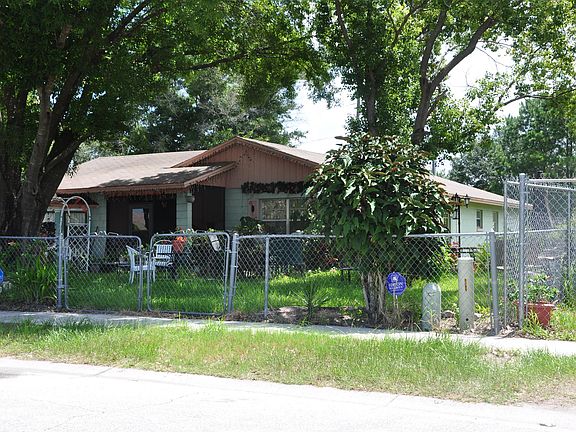 4th image of 1095 Carol Anderson Dr