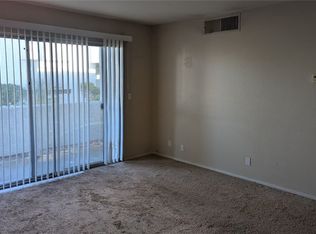 1455 E Katie Ave #14, Las Vegas, NV 89119