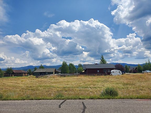 4th image of 1446 Brooktrout Dr