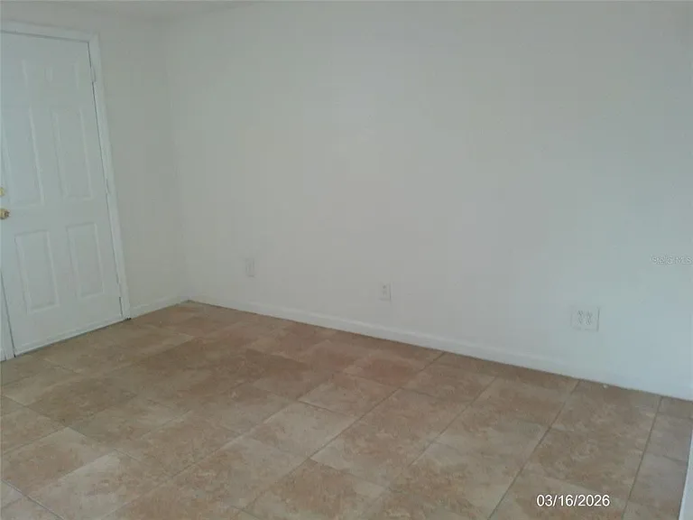 808 S Central Ave — Photo 9