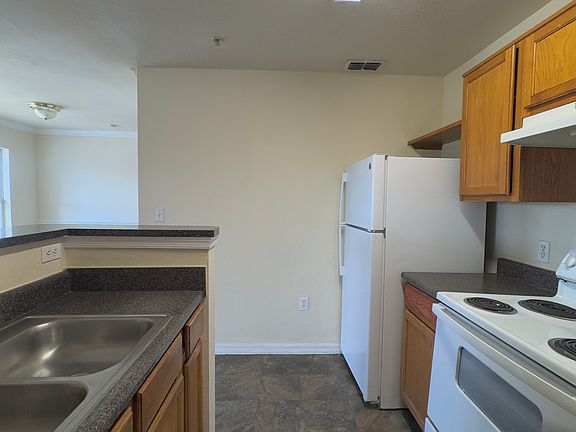 5th image of 3714 Palm Desert Ln APT 5331