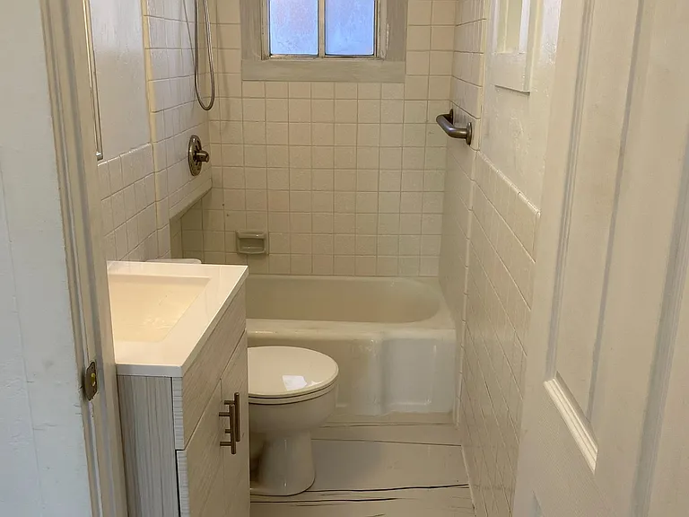 1884 S 1900 E — Photo 18