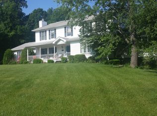 24 Paula Dr, Marlborough, NY 12547