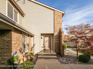 930 Montevideo Dr UNIT E, Lansing, MI 48917