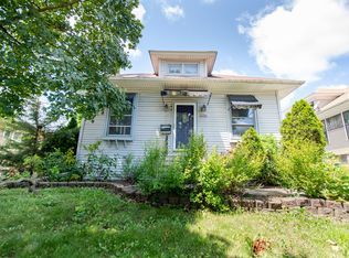 506 S Liberty St, Elgin, IL 60120