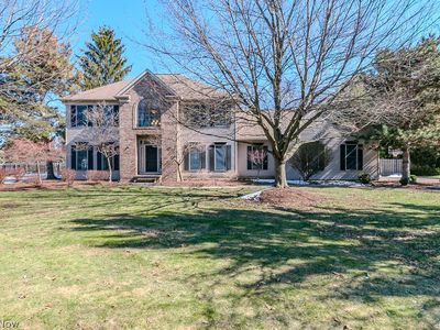 5596 Turnberry Ln, Highland Heights, OH, 44143