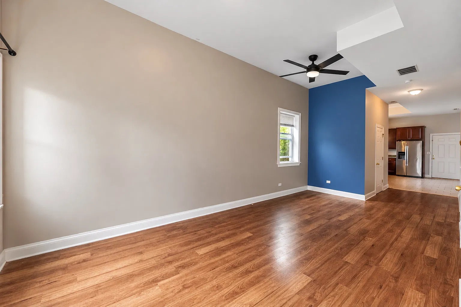 4730 S Bishop St — Photo 2