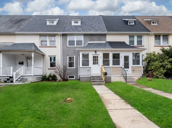 26 Flagship Rd, Dundalk, MD 21222