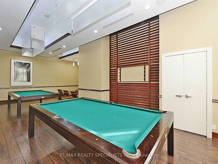 330 Burnhamthorpe Rd W #3207 — Photo 24