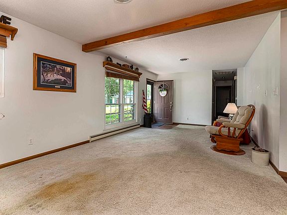 5th image of 1210 Anderson Dr