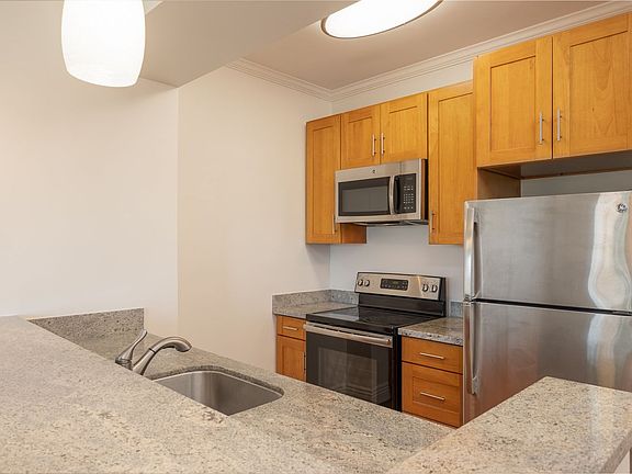4th image of 575 Pierce St APT 503