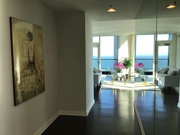 4th image of 425 1st St #53