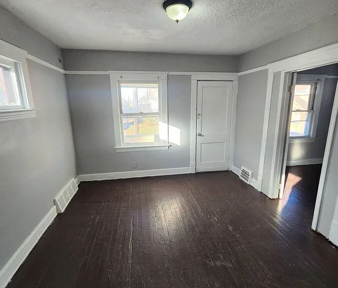 11702 Honeydale Ave #UP — Photo 13