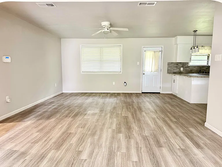 13548 E Shamrock Ave — Photo 5