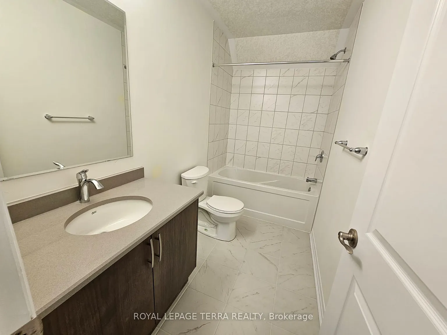 2 bed, $2,250 — Photo 3