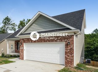 9135 River Trail Dr, Louisville, KY 40229