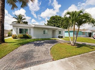 615 SW 79th Ave, North Lauderdale, FL 33068