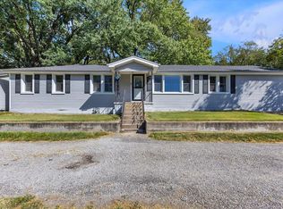 103 E Vassar St, Saint Joseph, MO 64504