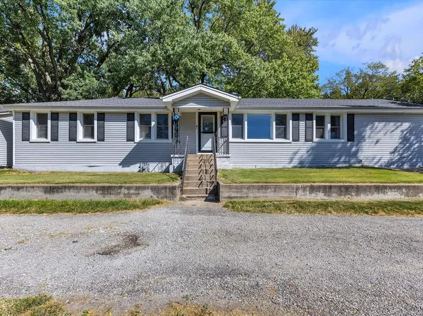 103 E Vassar St, Saint Joseph, MO 64504