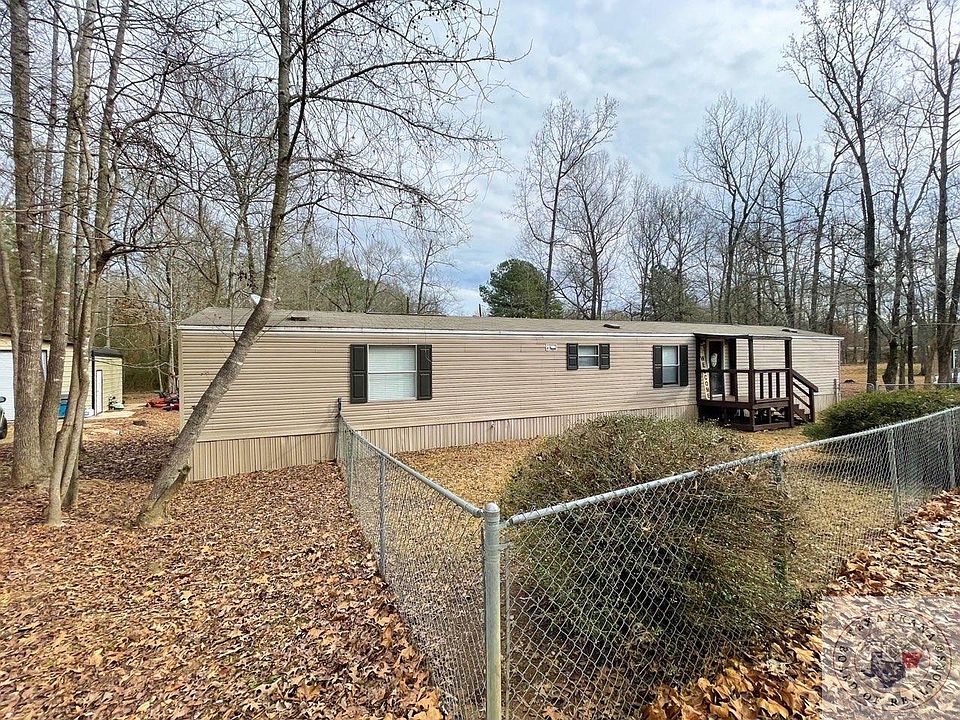 1st image of 26 Oak Forest Ln
