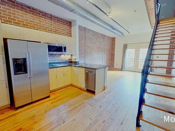 2nd image of 3205 Davidson St Unit 204