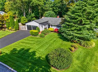 11 Folsom Ln, Coram, NY 11727