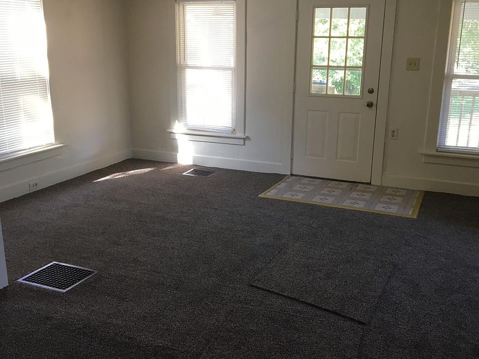 2nd image of 1256 Carey Ave