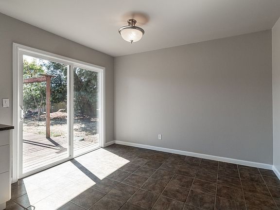 5th image of 9503 NE 67th St