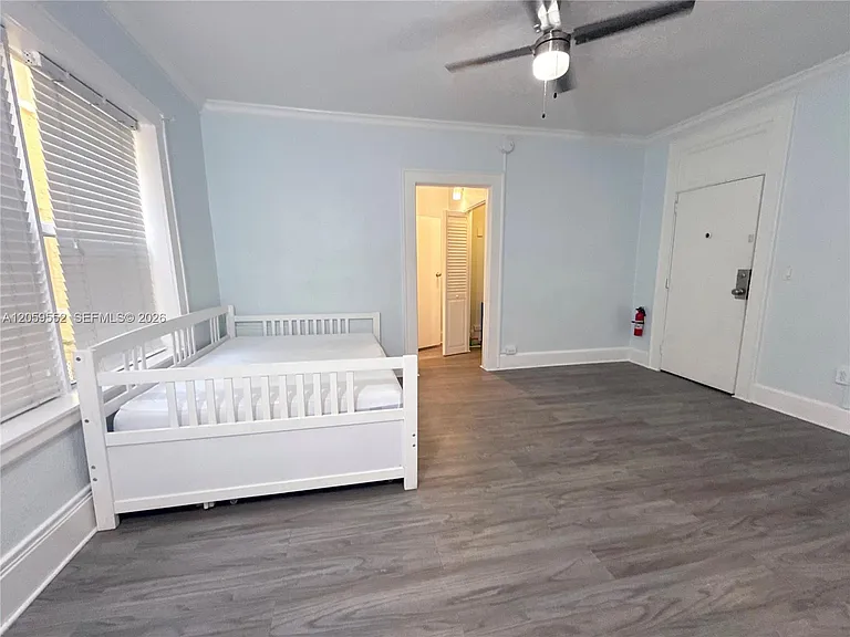 124 Mendoza Ave #3 — Photo 8