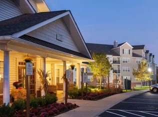 2 Inwood Dr, Woburn, MA 01801