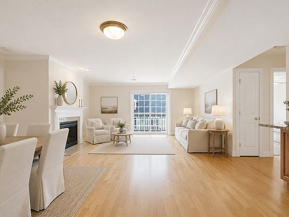 4th image of 1 Lenox St APT 205