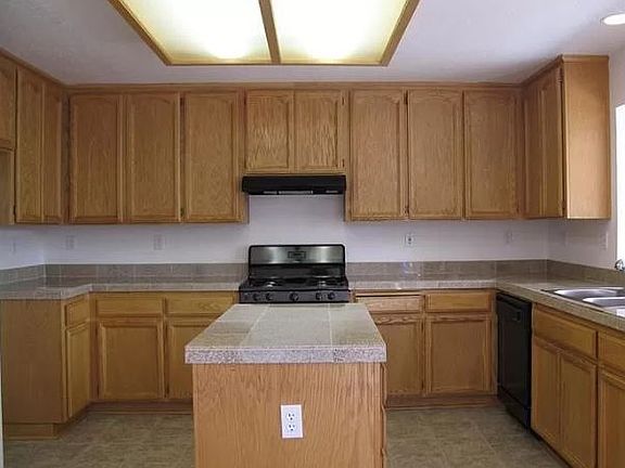 3rd image of 1770 Laurelgrove Ln