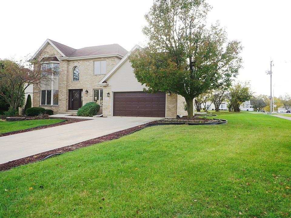 1st image of 18450 Carrington Ct