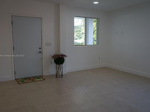 2nd image of 1456 NE 147th St #B