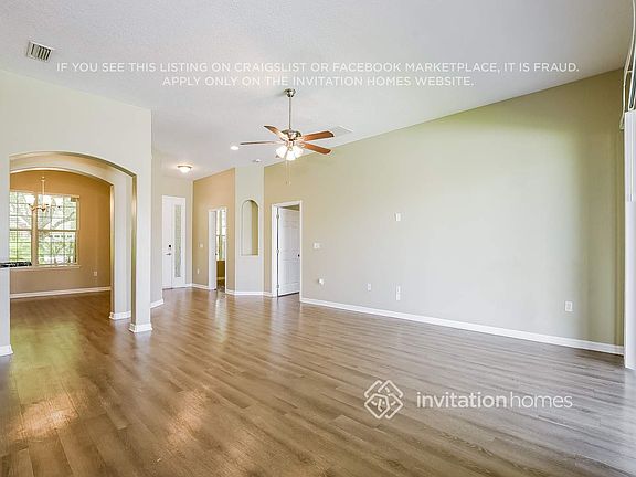 4th image of 920 White Oak Way
