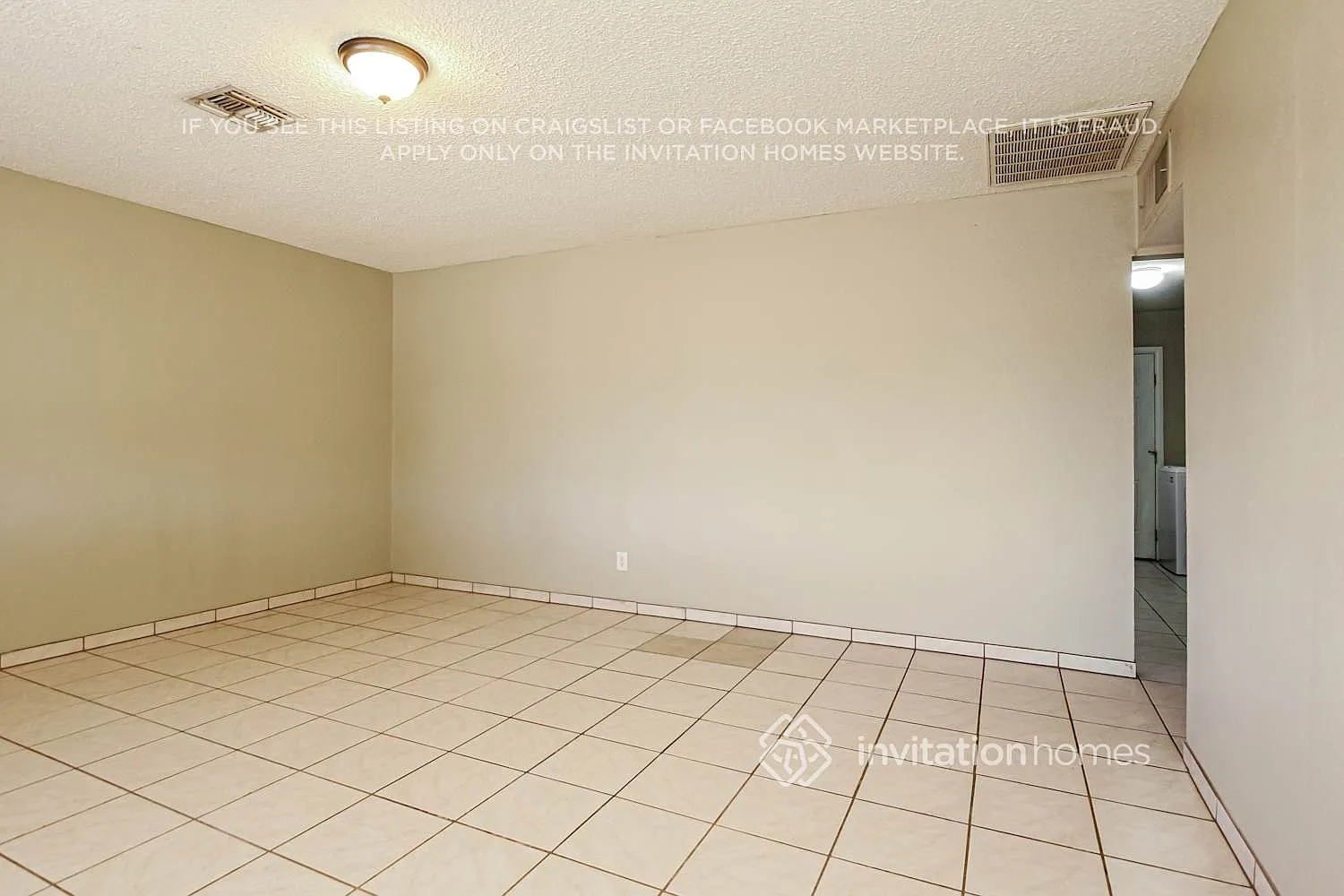 3808 W Glendale Ave Phoenix, AZ 85051 — Photo 3