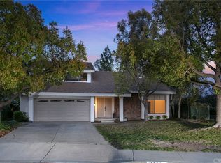 6594 E North View Dr, Anaheim, CA 92807